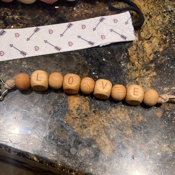 Baby Pacifier Clips - Picture 2 of 6